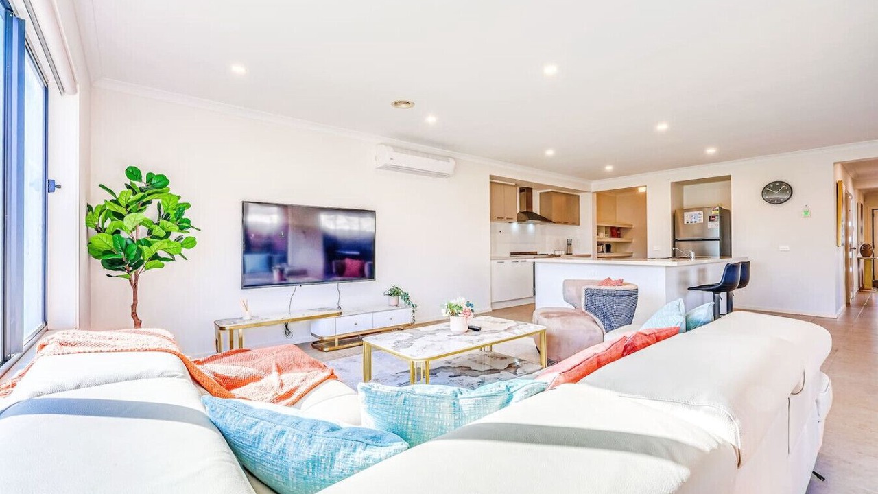 Photo of Livingroom in Point Cook