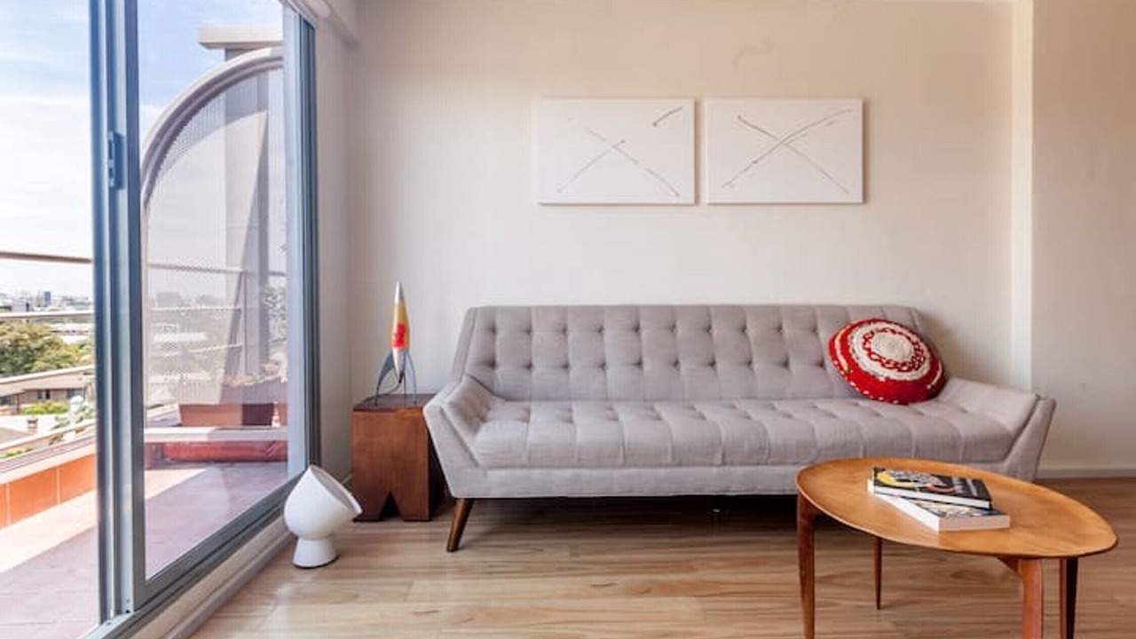Photo of Livingroom in Newtown