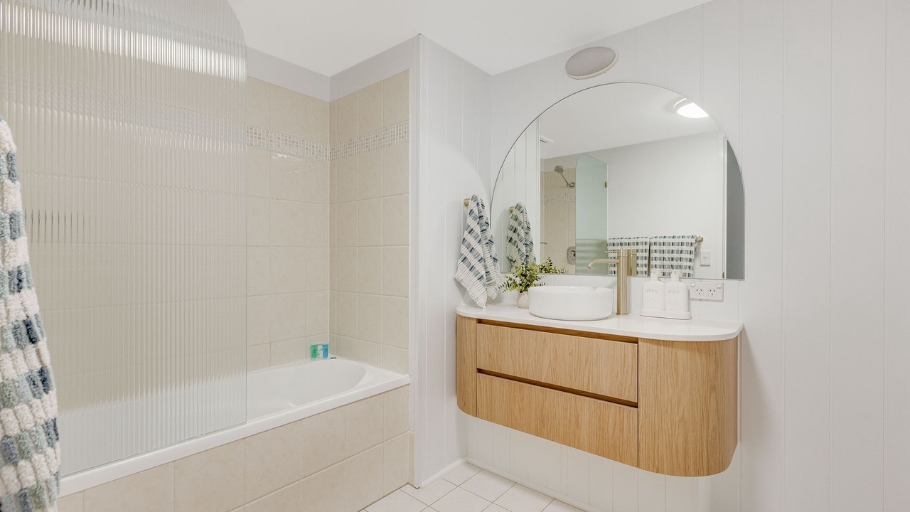Photo of Bathroom in Tugun
