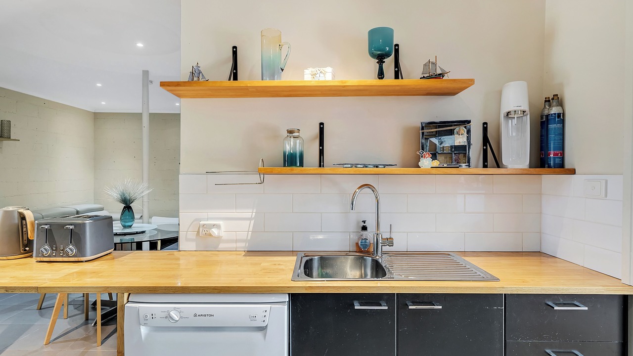 Photo of Kitchen in Gwandalan