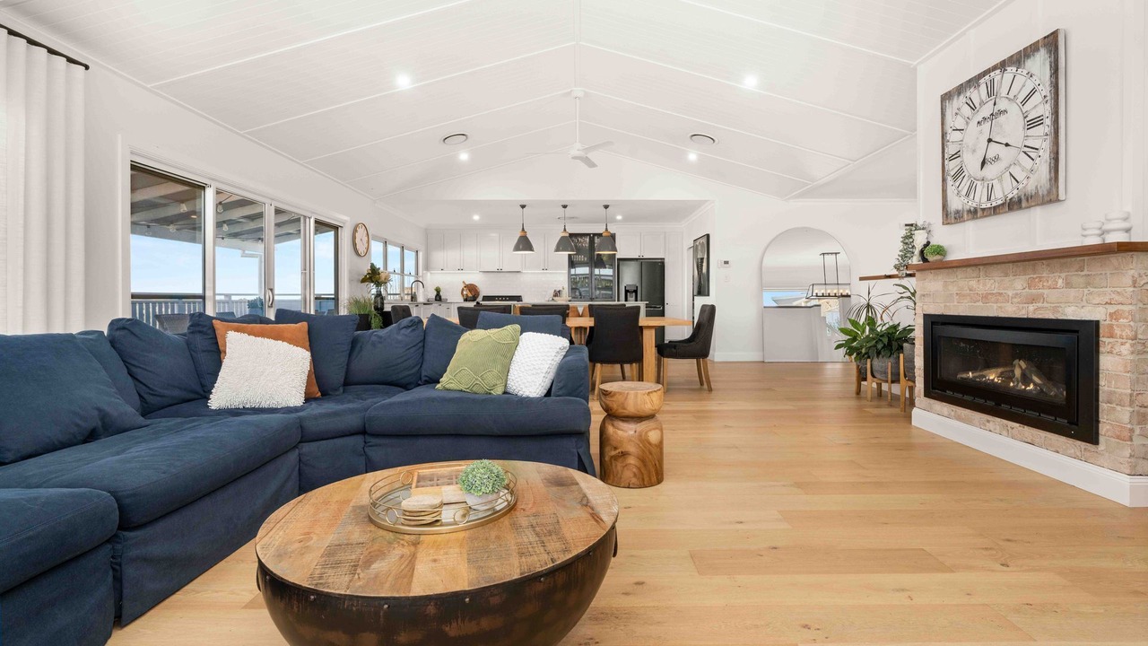 Photo of Livingroom in Milton