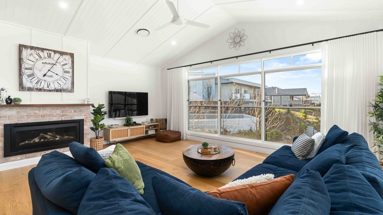 Photo of Livingroom in Milton