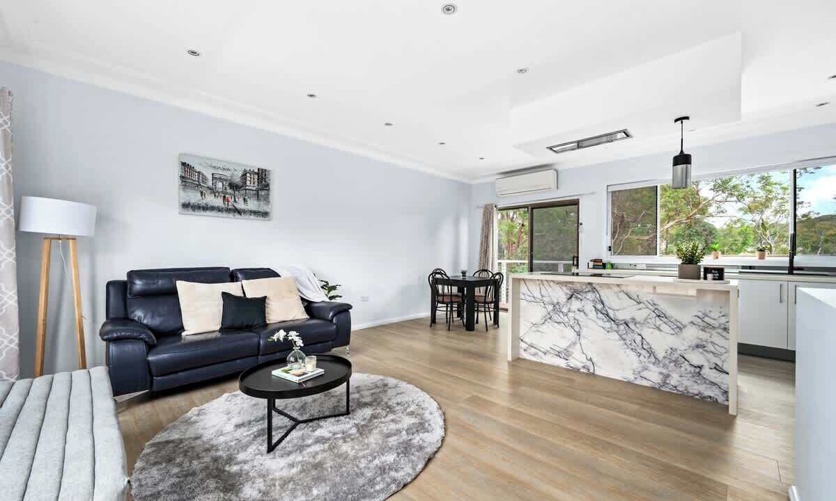 Photo of Livingroom in Charlestown