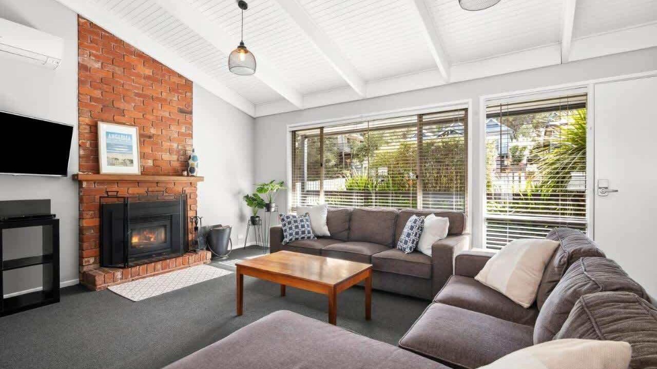 Photo of Livingroom in Anglesea