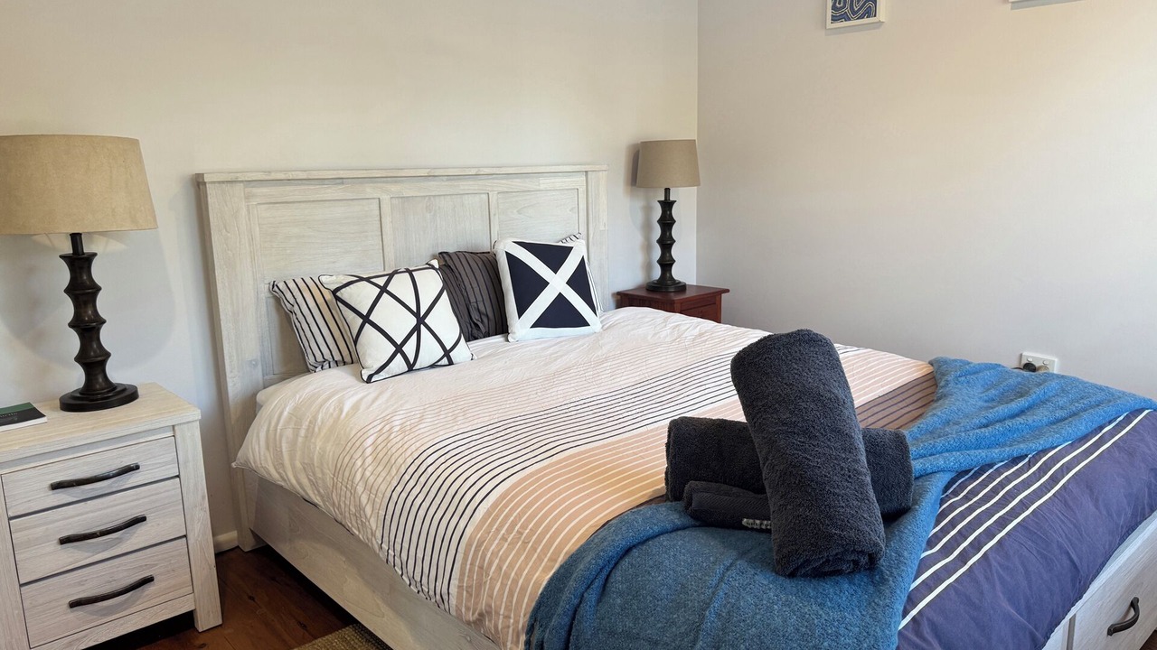 Photo of Bedroom in Denhams Beach