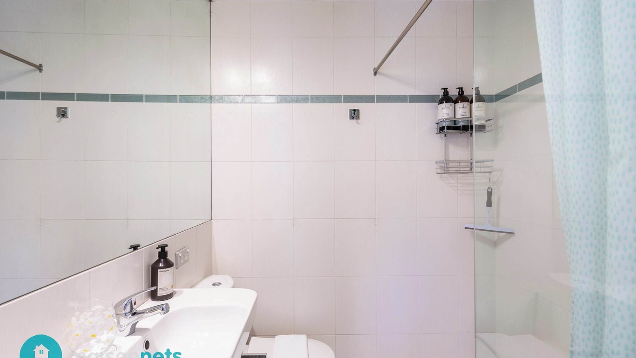 Photo of Bathroom in Elizabeth Bay