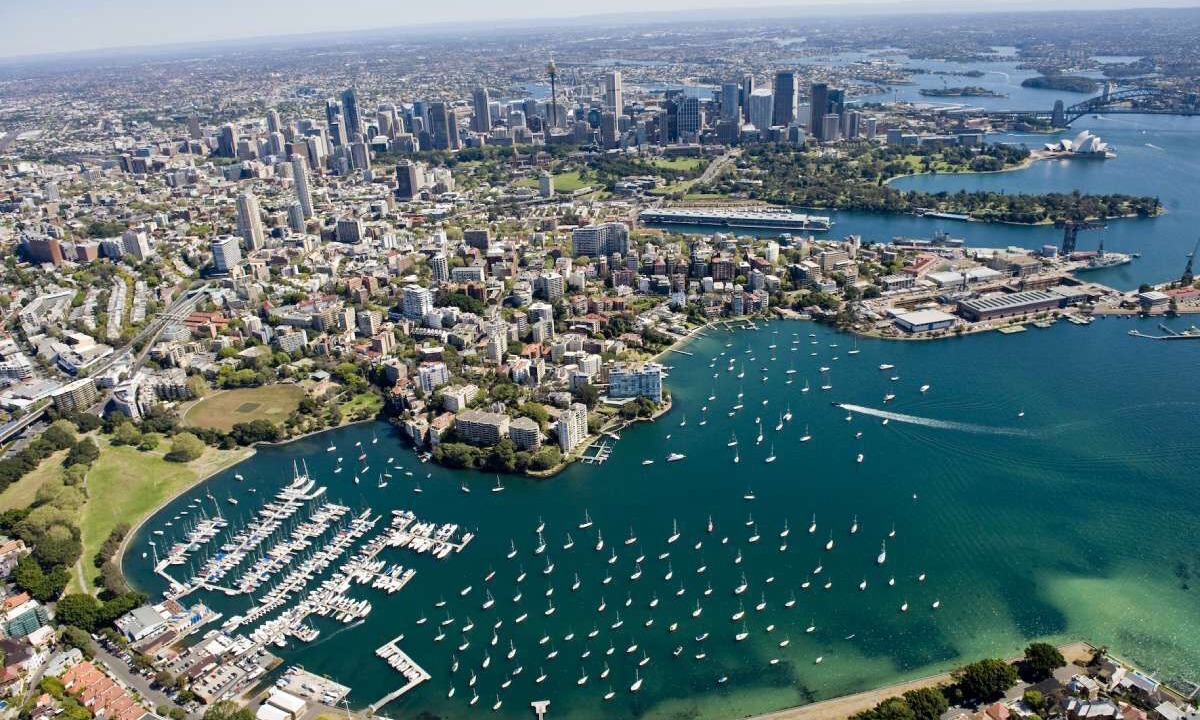 Photo of Others in Elizabeth Bay