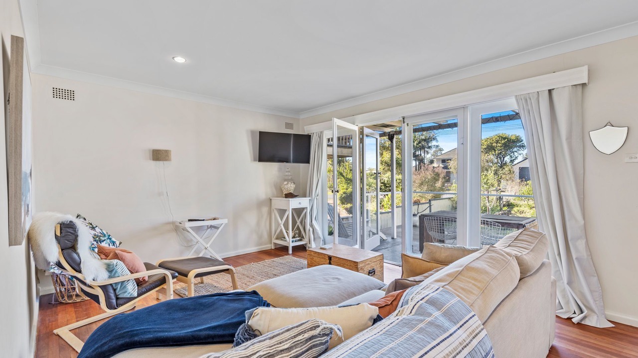 Photo of Livingroom in Mossy Point