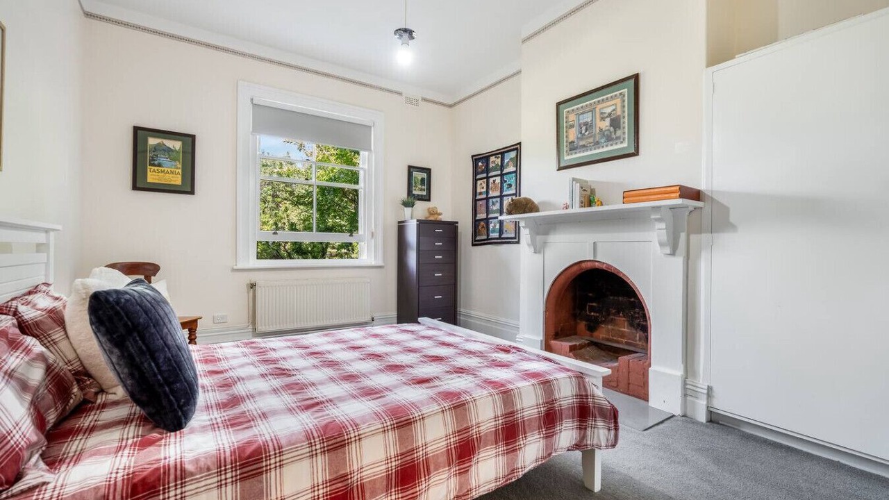 Photo of Bedroom in Bushy Park
