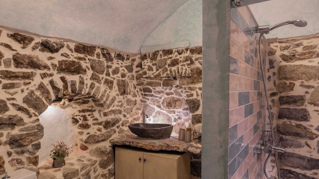 Photo of Bathroom in Olympi