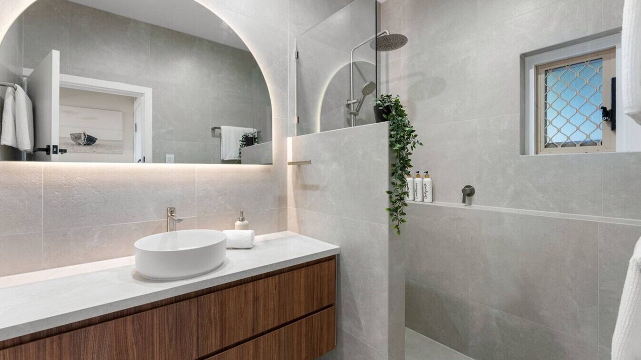 Photo of Bathroom in Glenelg North