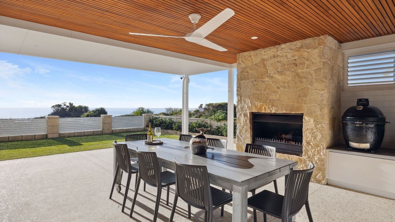Photo of Outdoor in Peppermint Grove Beach