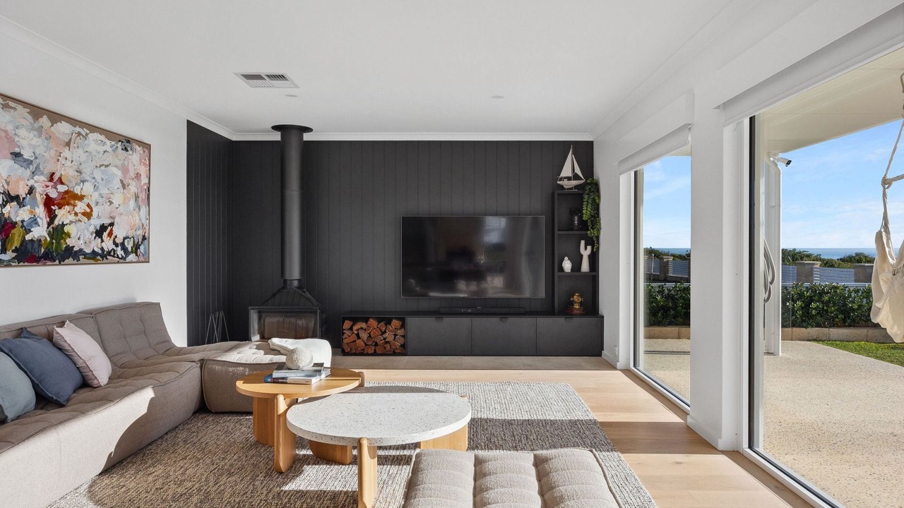 Photo of Livingroom in Peppermint Grove Beach