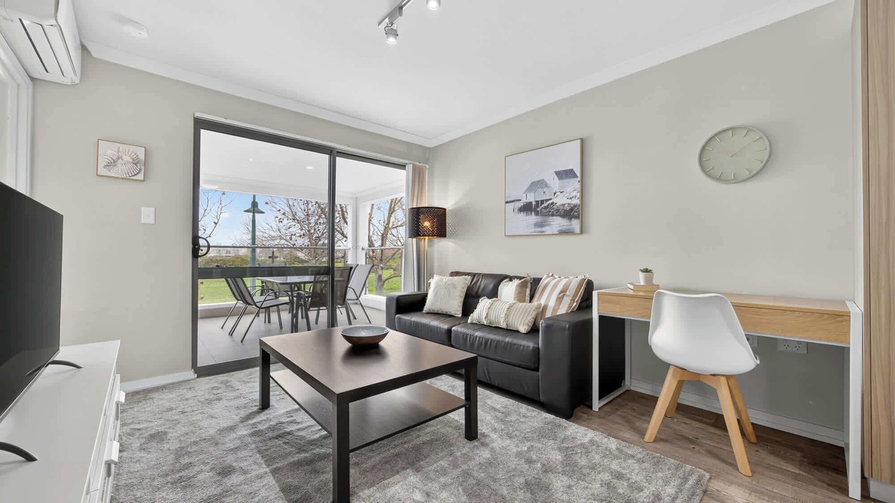 Photo of Livingroom in Rockingham