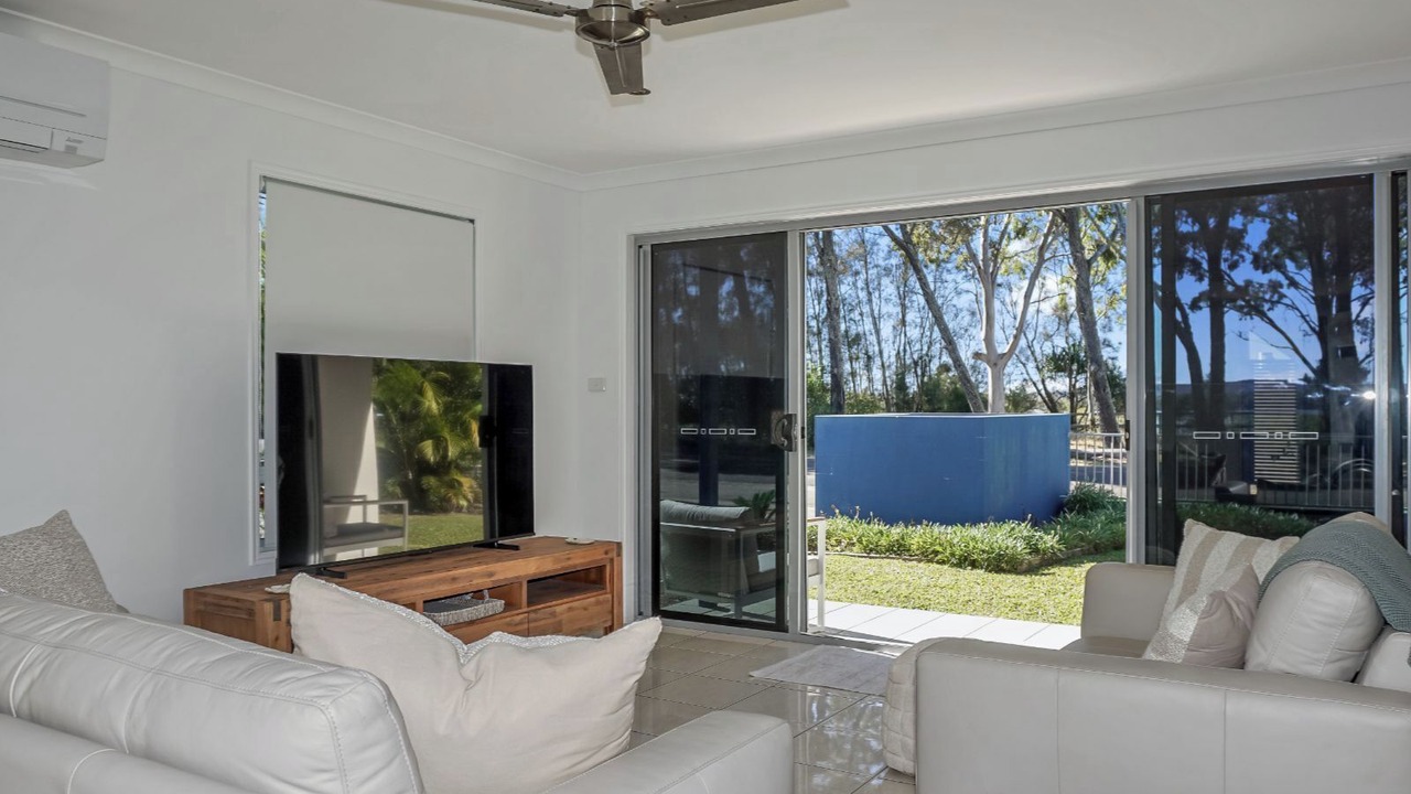 Photo of Livingroom in Tin Can Bay