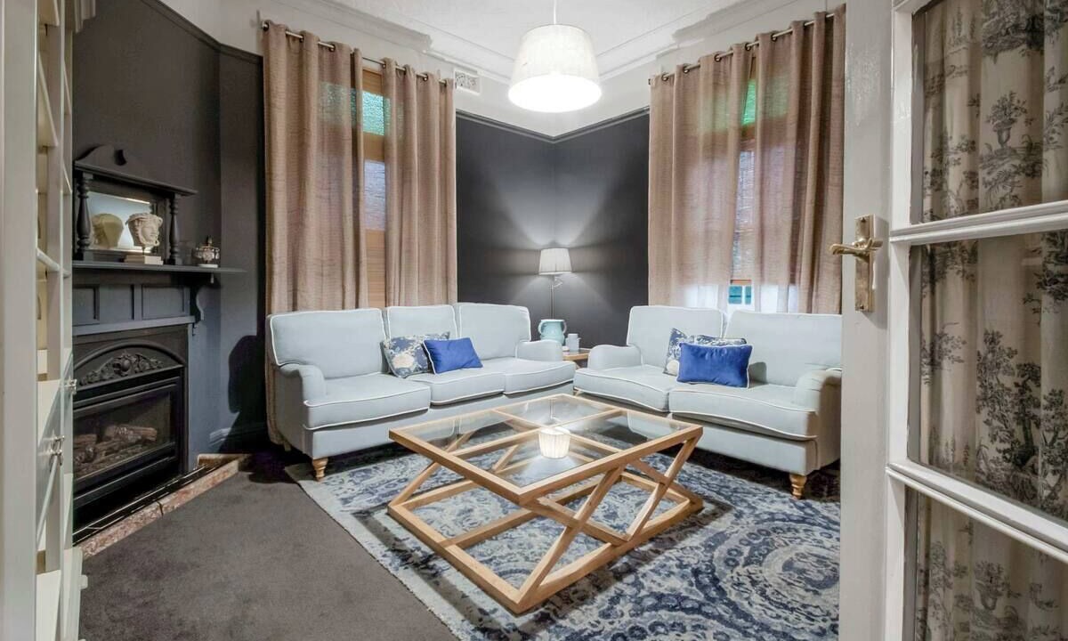 Photo of Livingroom in Turvey Park