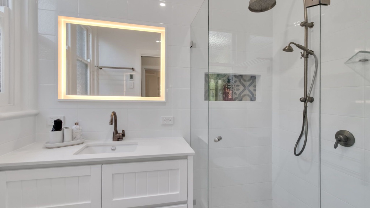 Photo of Bathroom in Turvey Park