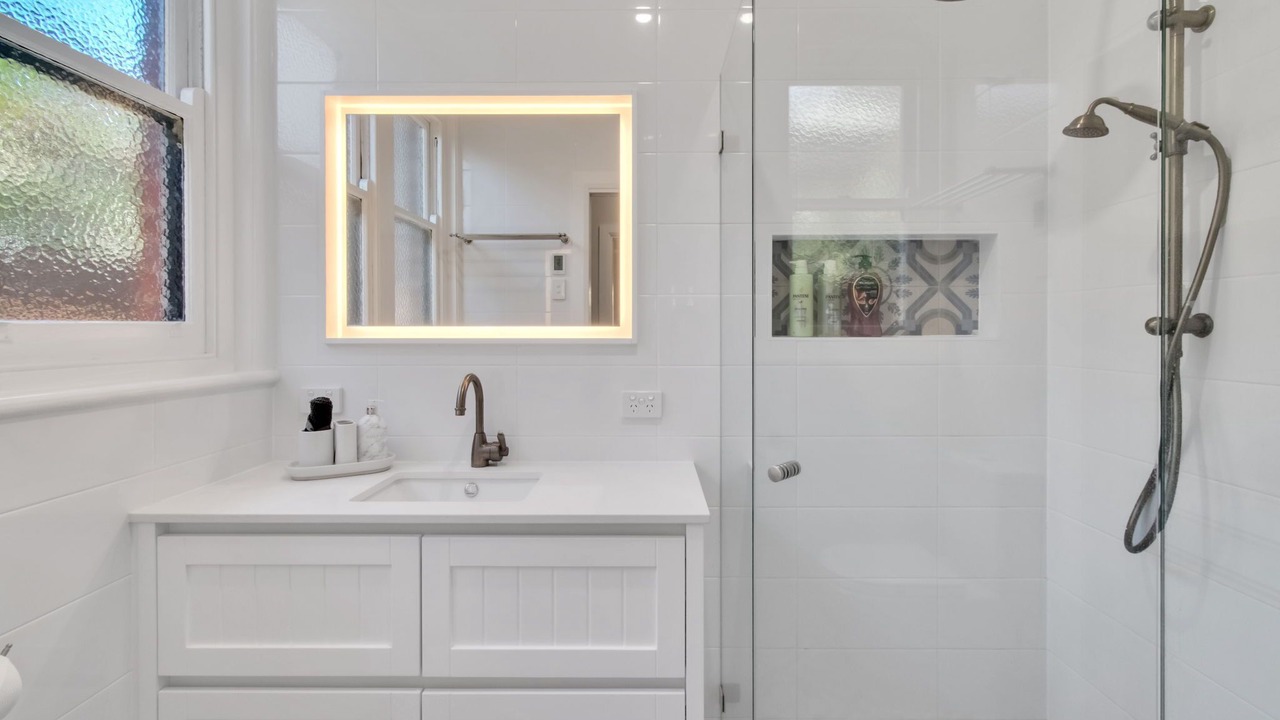Photo of Bathroom in Turvey Park