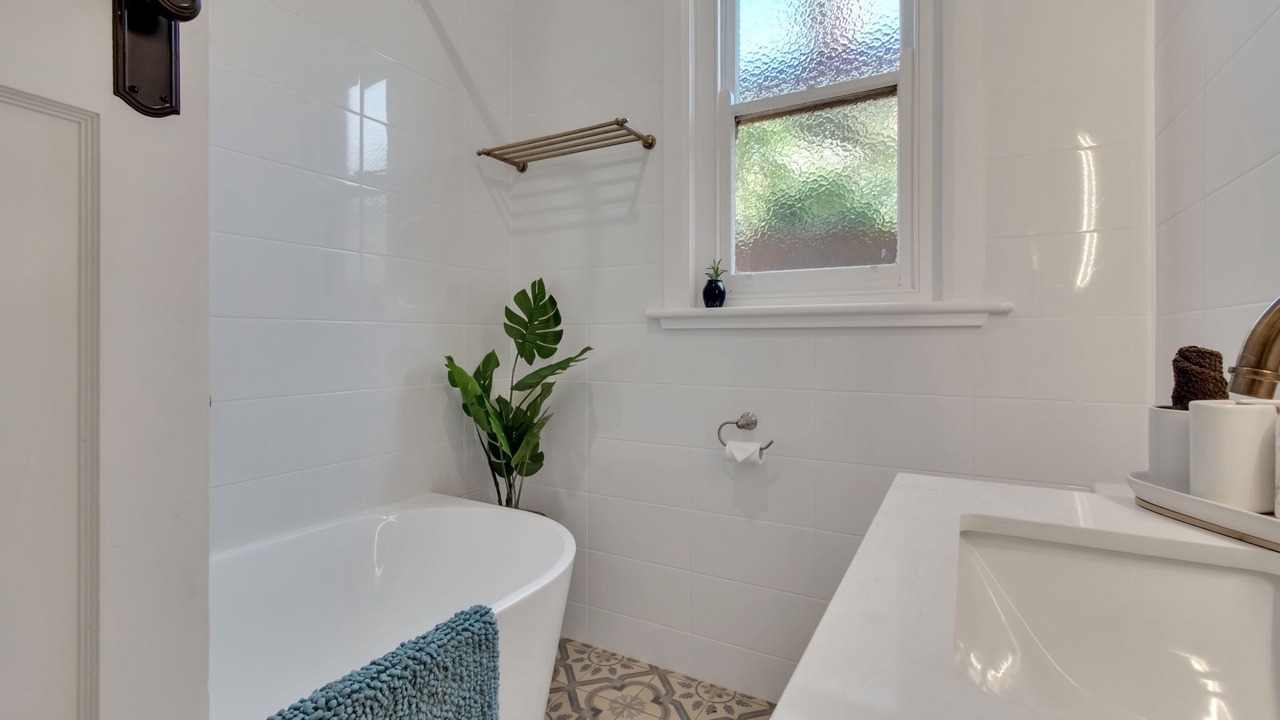 Photo of Bathroom in Turvey Park