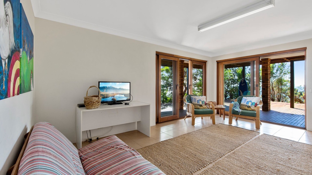 Photo of Livingroom in Narrawallee