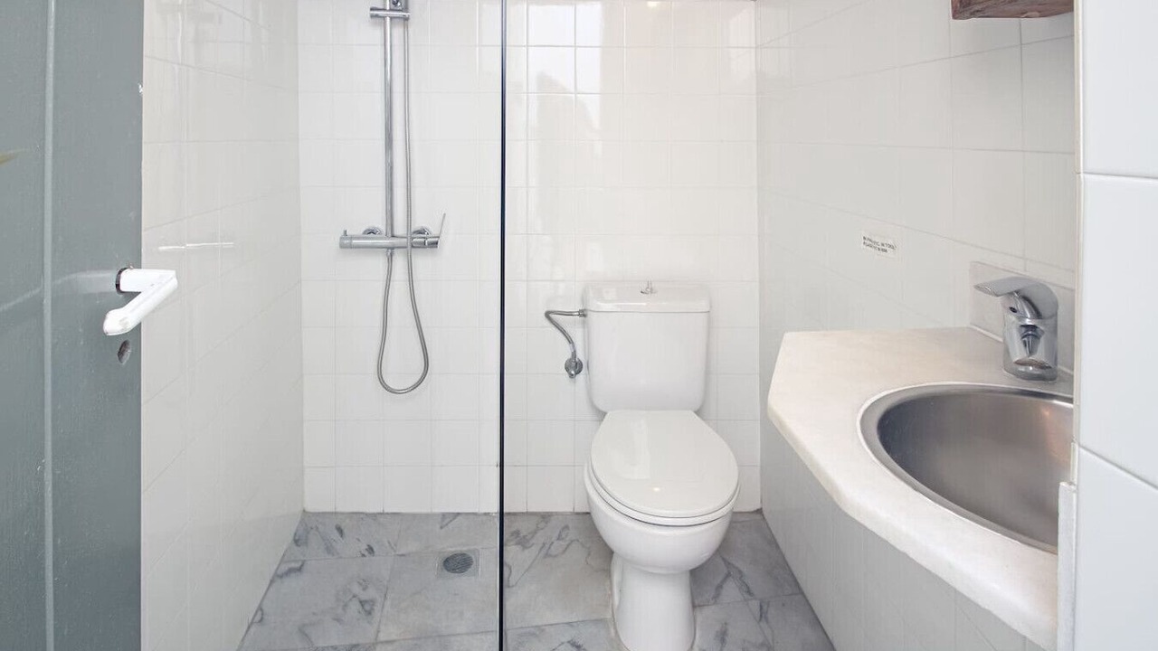 Photo of Bathroom in Parikia