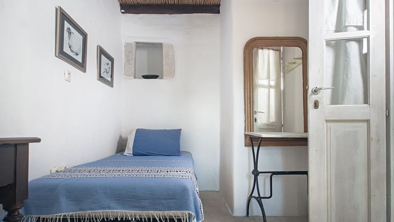 Photo of Bedroom in Parikia