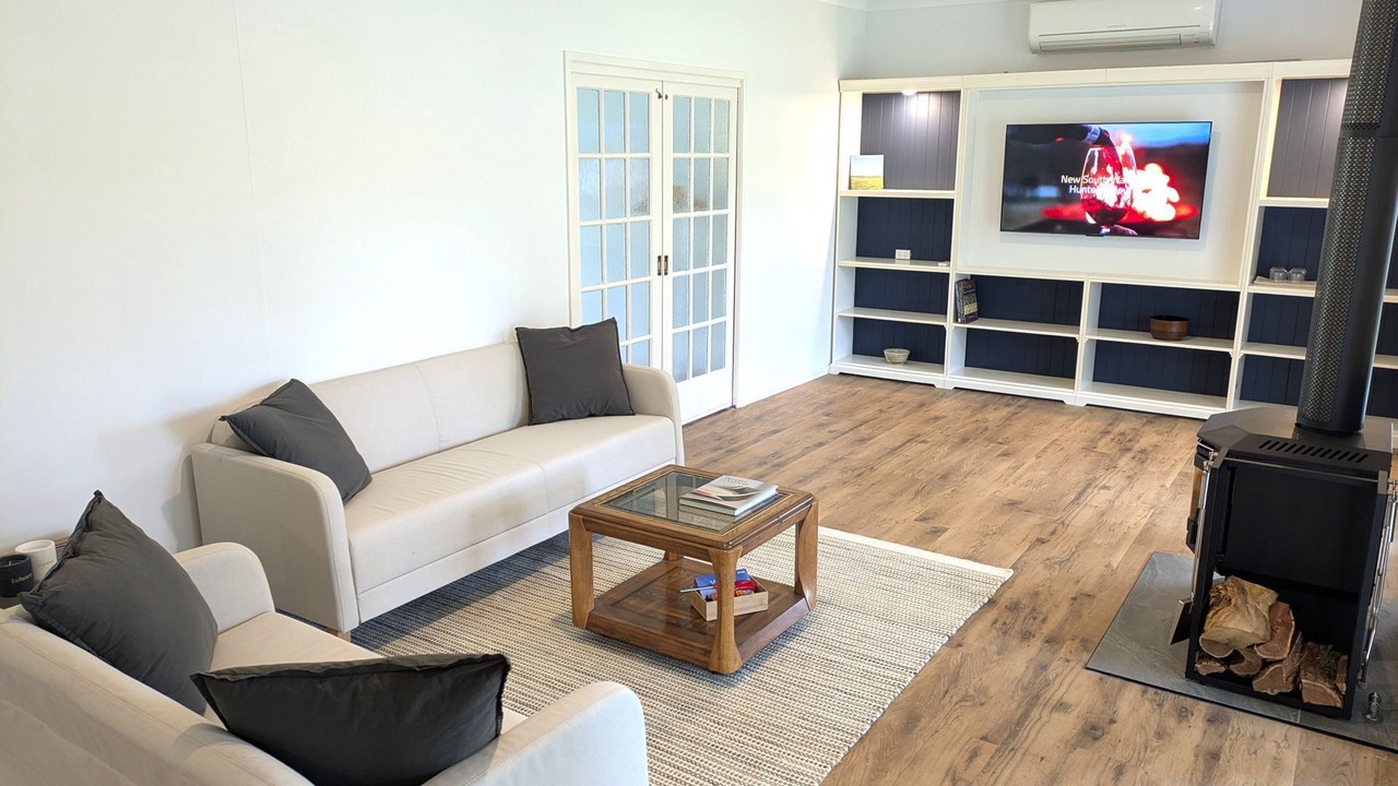 Photo of Livingroom in Broke