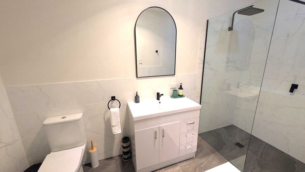 Photo of Bathroom in Broke
