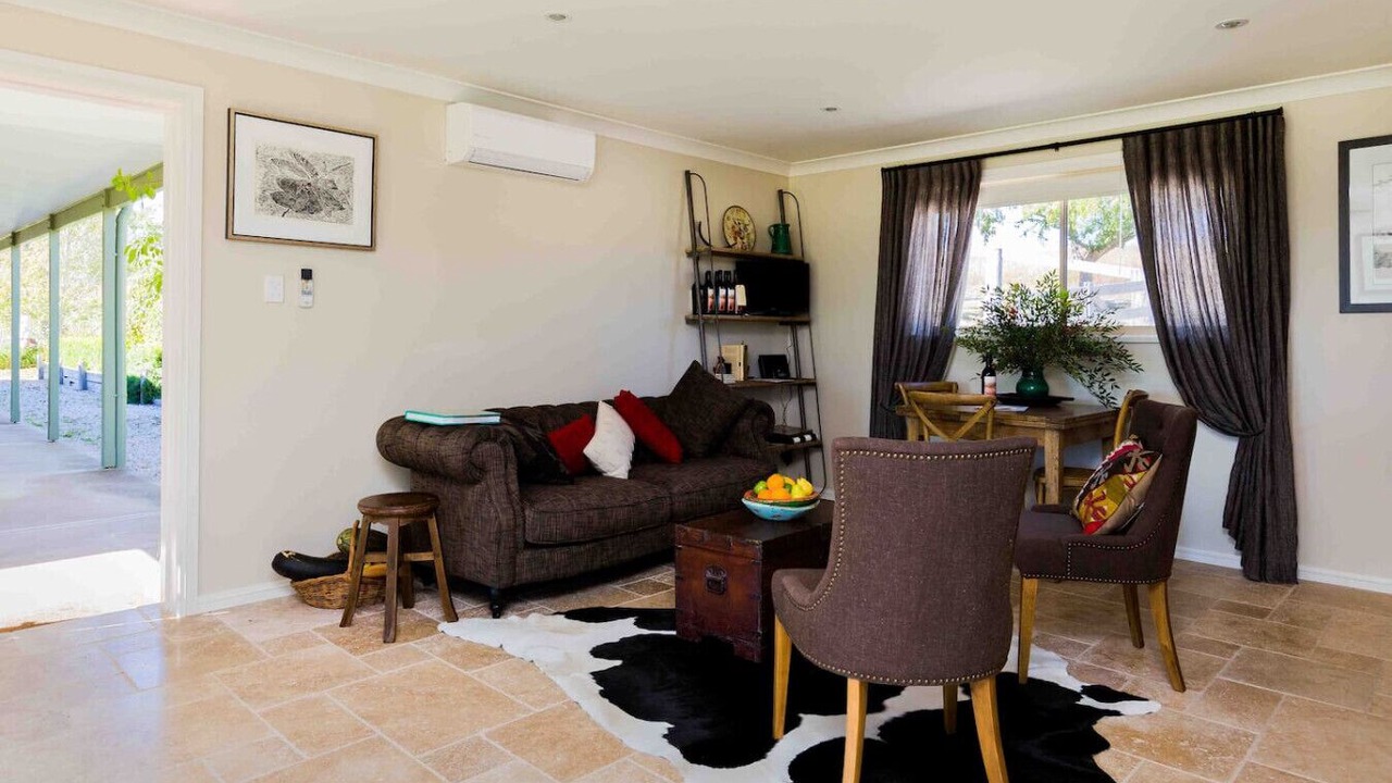 Photo of Livingroom in Eurunderee