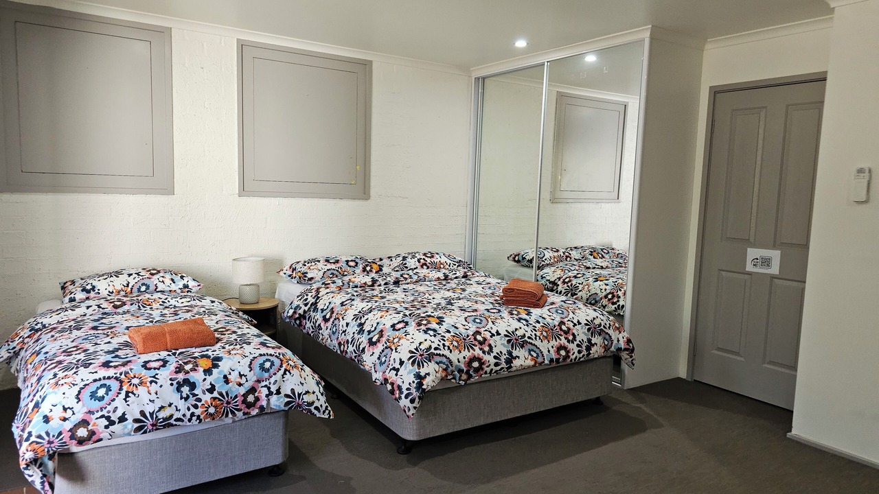 Photo of Bedroom in Theodore