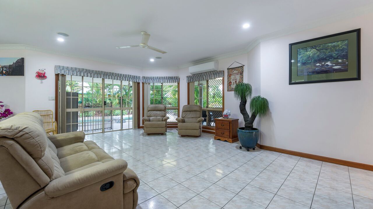 Photo of Livingroom in Mossman