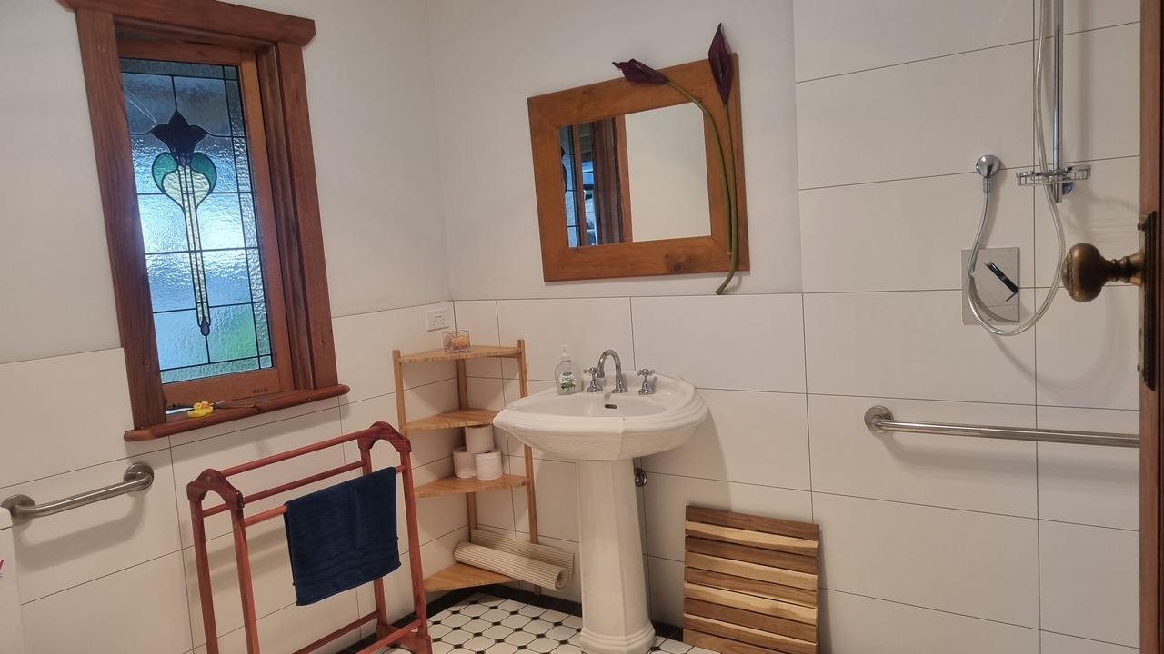 Photo of Bathroom in Duncan