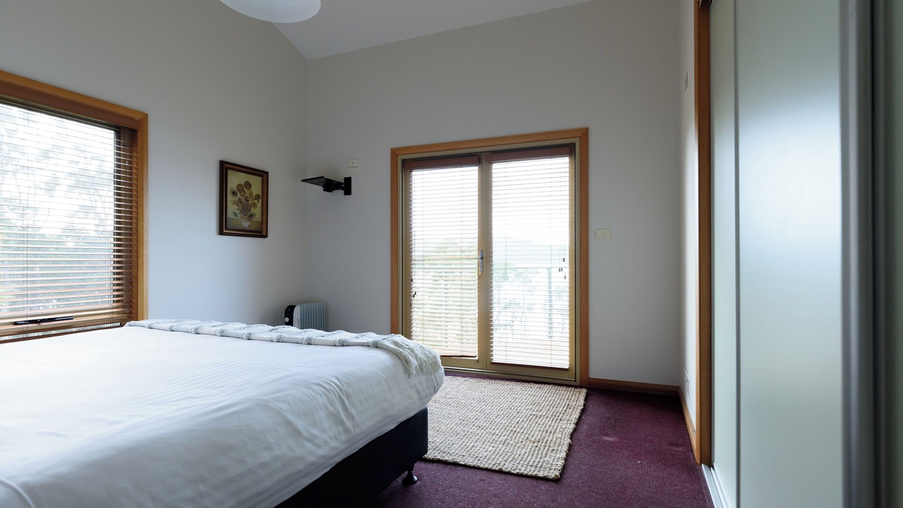 Photo of Bedroom in Gordon