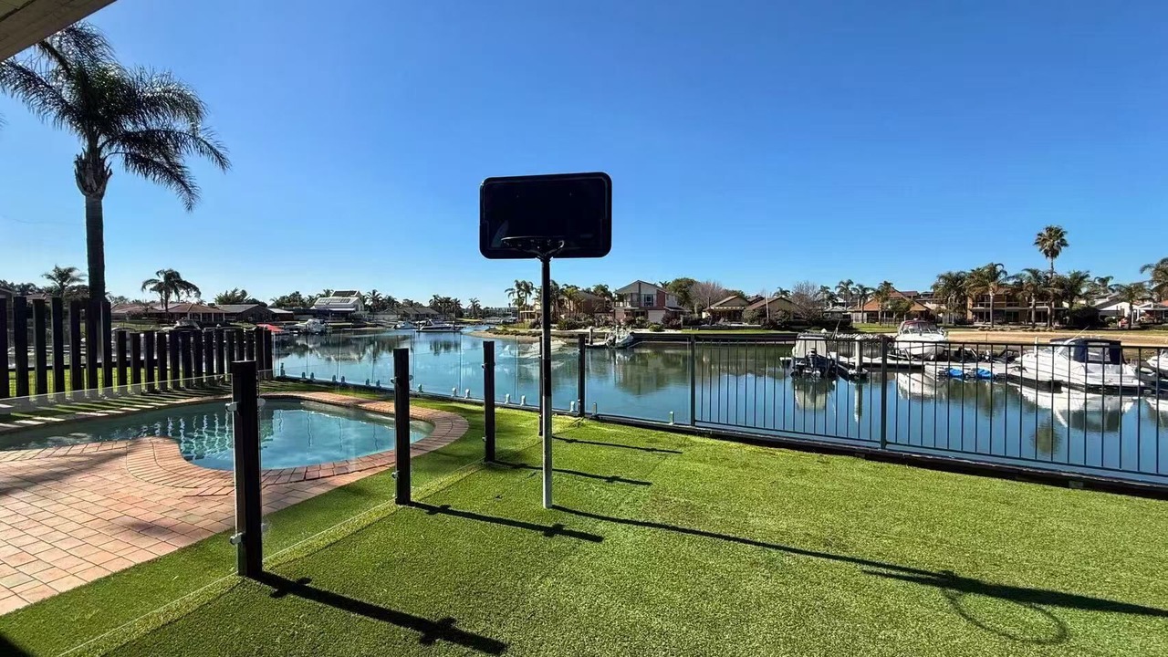 Photo of Outdoor in Patterson Lakes