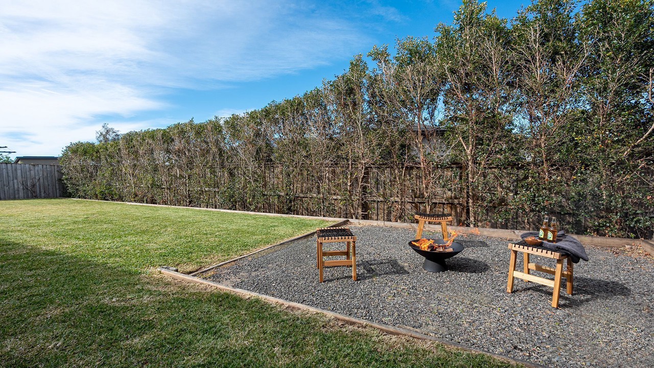 Photo of Outdoor in Berry