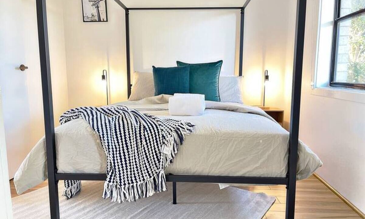 Photo of Bedroom in Batehaven