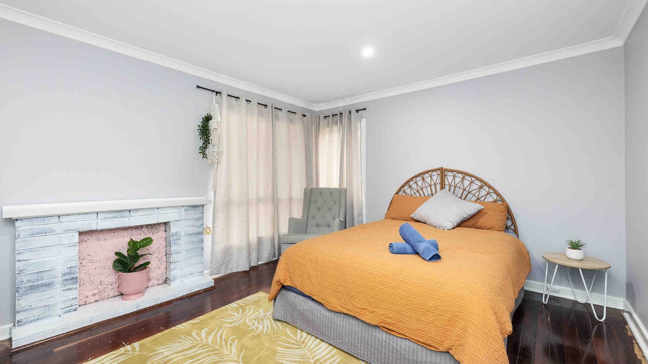 Photo of Livingroom in Belmont