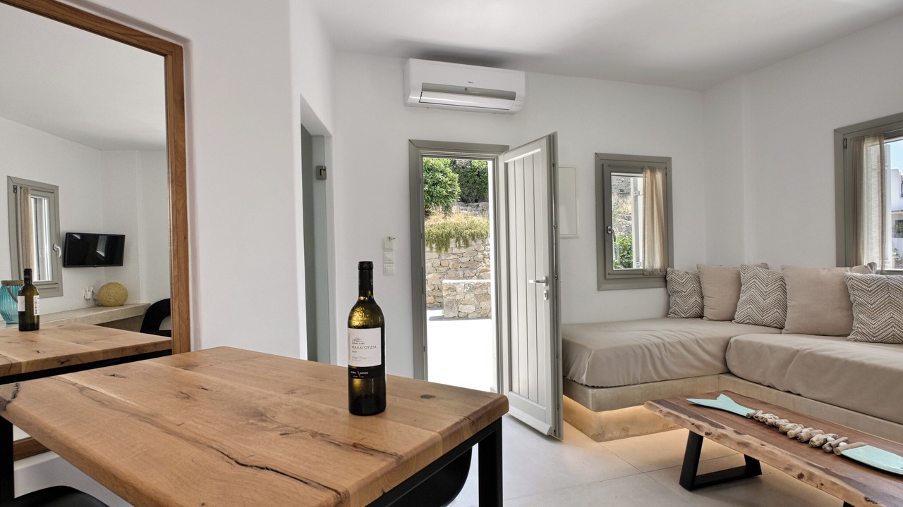 Photo of Livingroom in Agios Stefanos