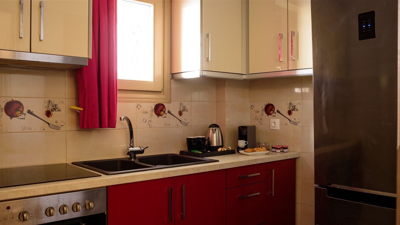 Photo of Kitchen in Tholos