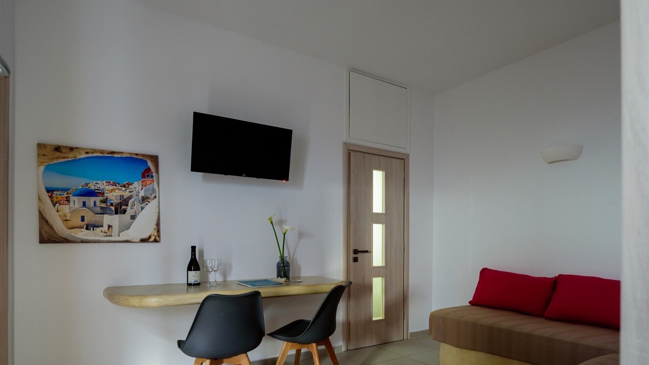 Photo of Livingroom in Tholos