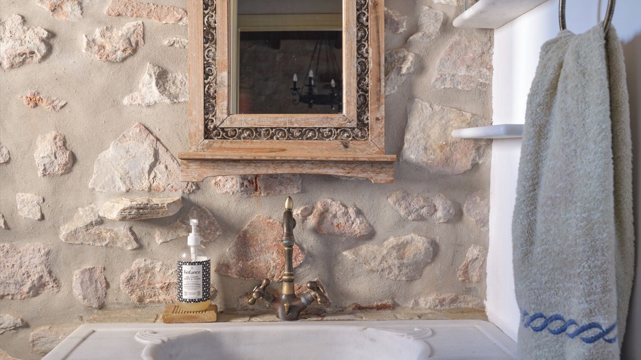 Photo of Bathroom in Parikia