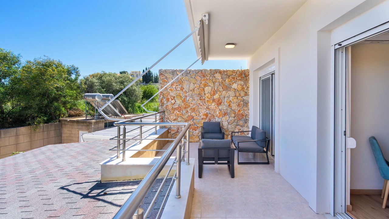 Photo of Patio Balcony in Kalithies