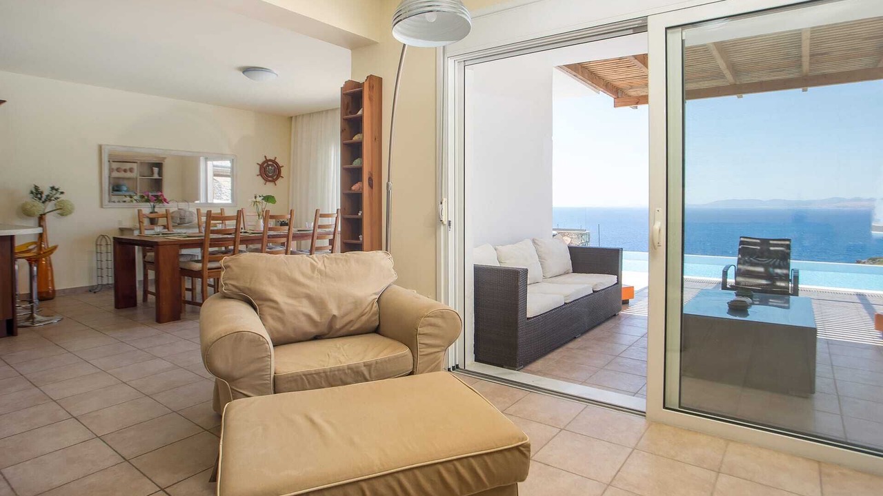 Photo of Livingroom in Pefkos