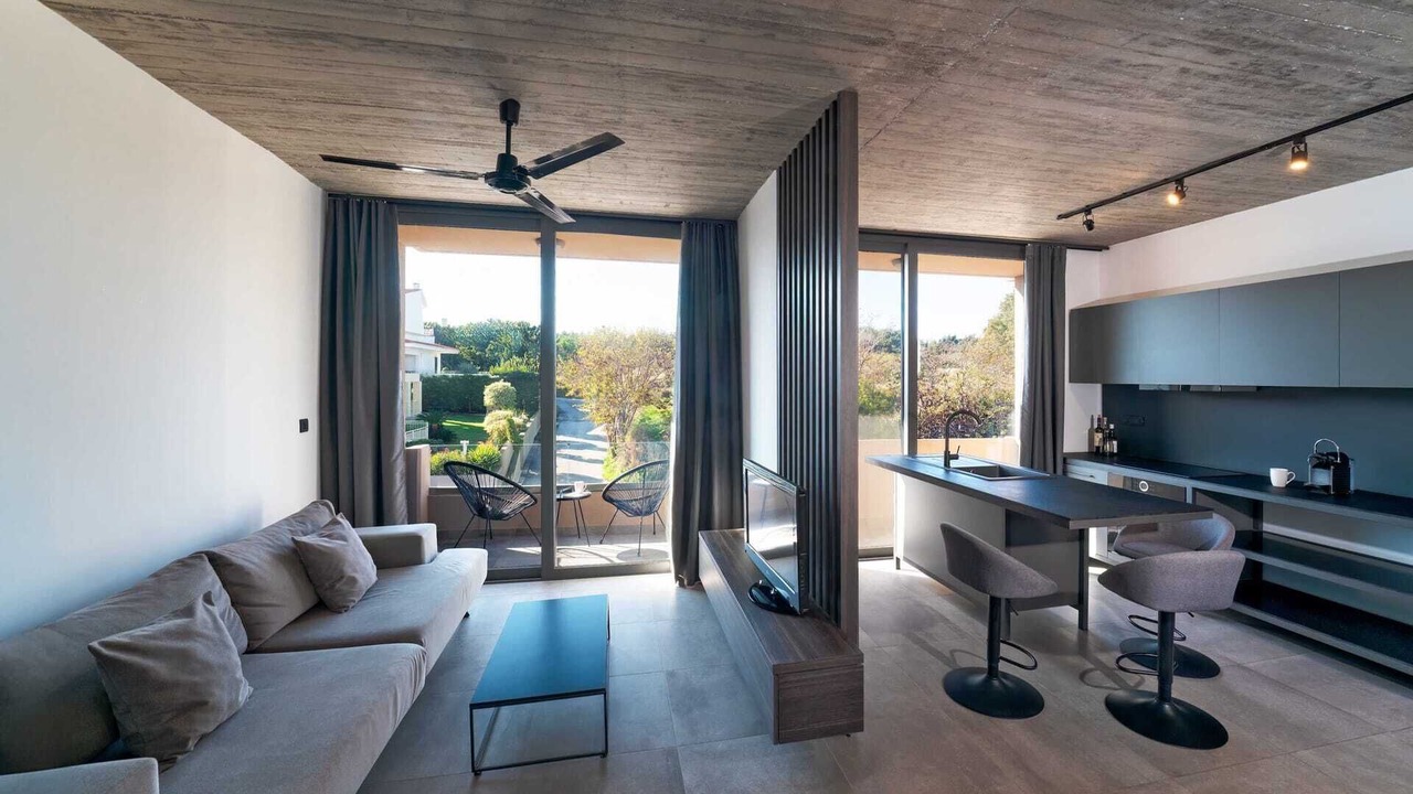 Photo of Livingroom in Petaloudes