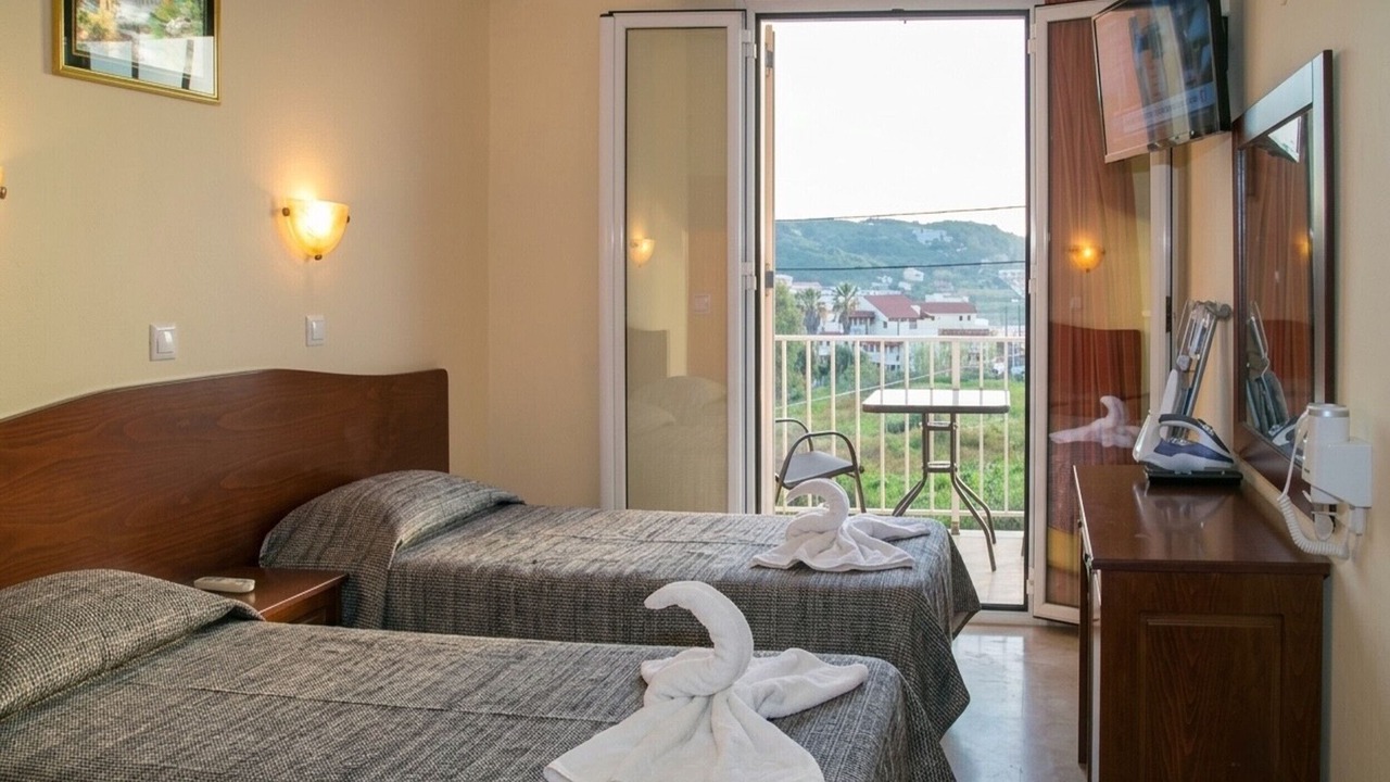 Photo of Bedroom in Agios Stefanos Avliotes