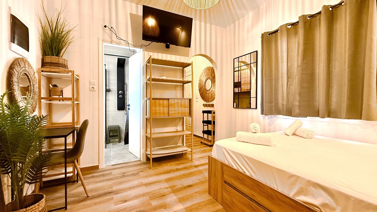 Photo of Bedroom in Naousa