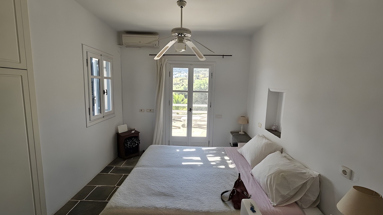 Photo of Bedroom in Vathi