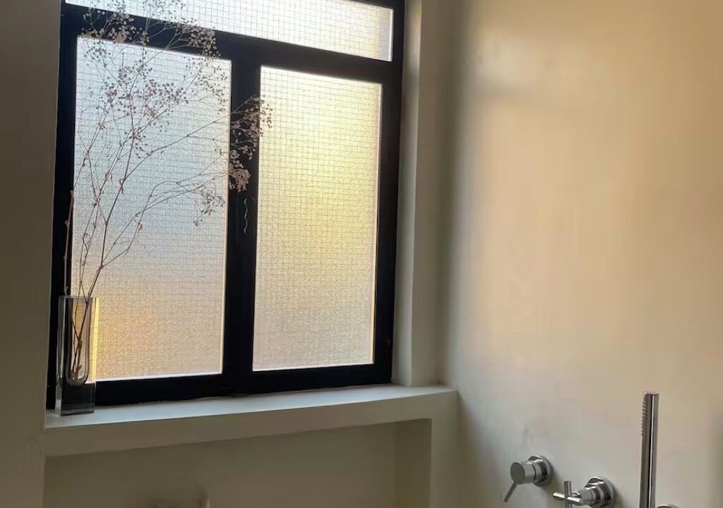 Photo of Bathroom in Kypseli