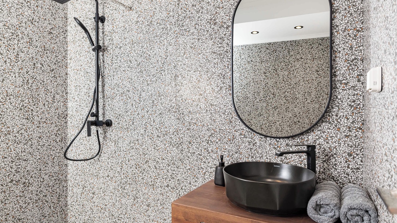 Photo of Bathroom in Marathokampos