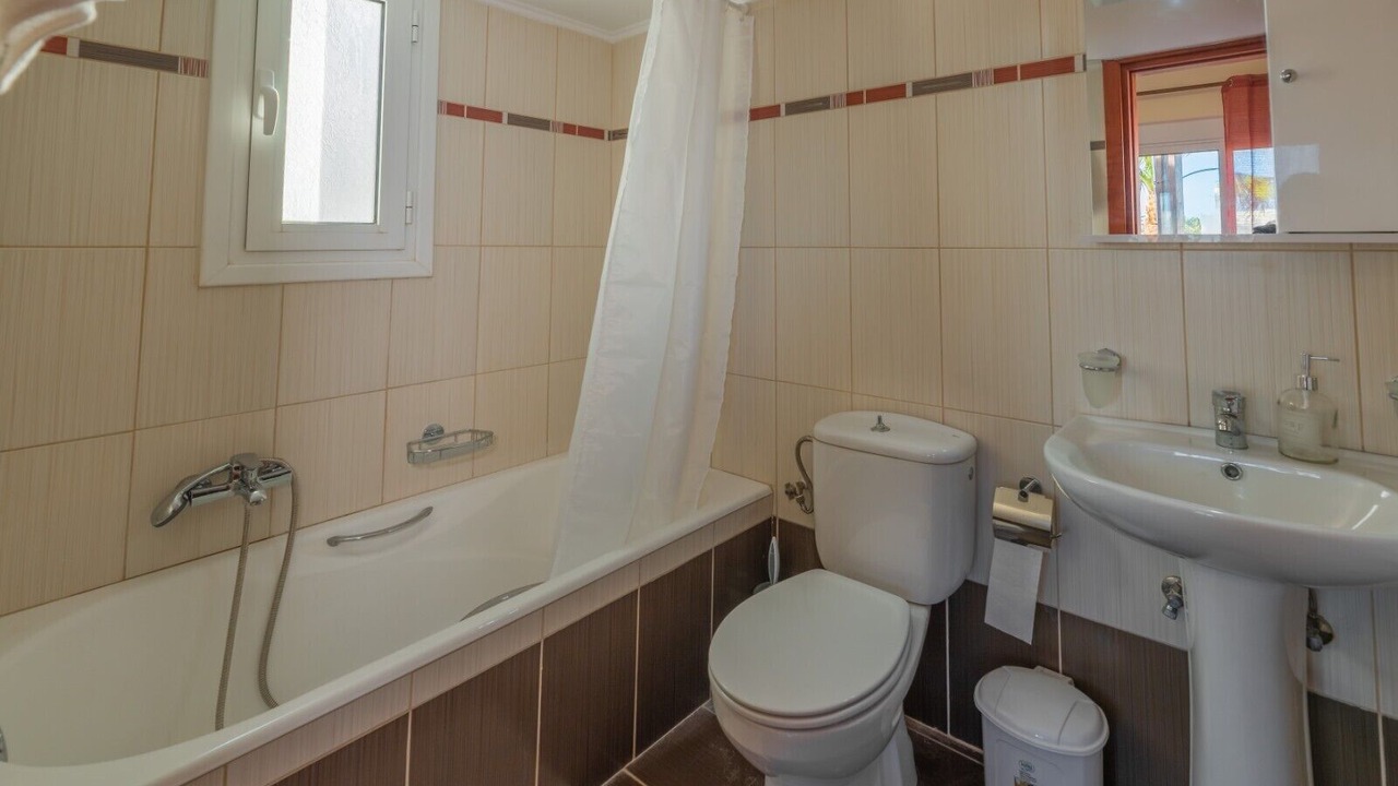 Photo of Bathroom in Gennadi